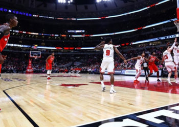 NBA takımı Raptors, Kovid-19 nedeniyle tribün kapasitesini yarıya düşürecek