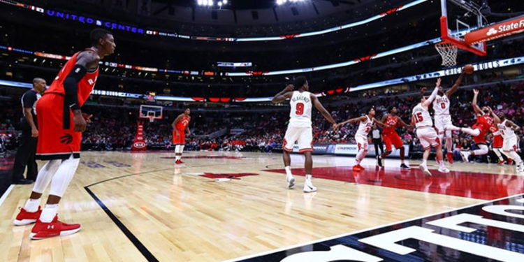 NBA takımı Raptors, Kovid-19 nedeniyle tribün kapasitesini yarıya düşürecek