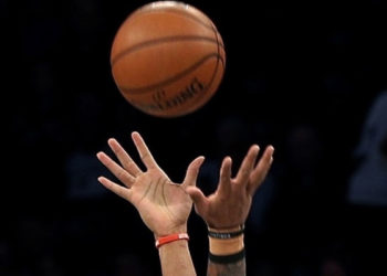 NBA'de koronavirüs krizi büyüyor