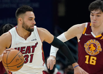 NBA'deki "Türk derbisi"nde Cedi güldü