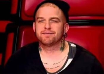 Nebati'ye şarkıcı Özoğuz'dan tepki: Nasıl sürreal bir ortamdayız biz ya?