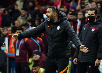 Necati Ateş'ten Zorbay Küçük'e tepki: Galatasaray futbolcusuna "lan" diyemezsin; arkasında nasıl bir güç varsa bu kadar rahat konuşuyor