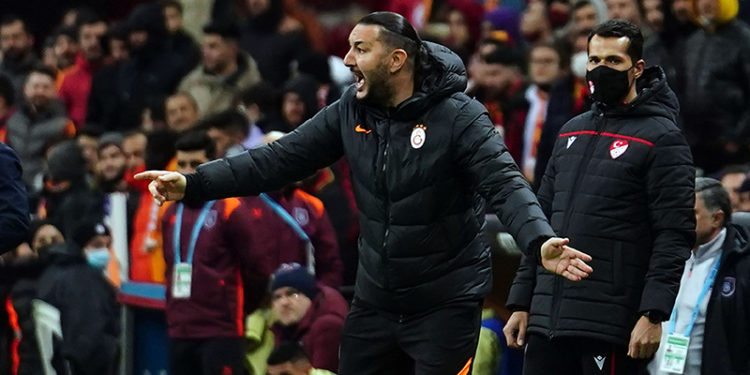 Necati Ateş'ten Zorbay Küçük'e tepki: Galatasaray futbolcusuna "lan" diyemezsin; arkasında nasıl bir güç varsa bu kadar rahat konuşuyor