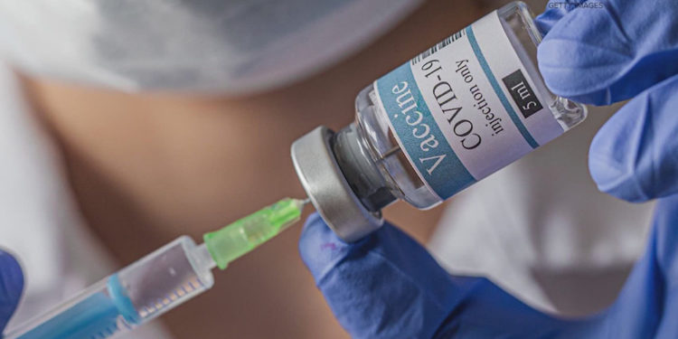 Omicron düzenlemesi; hatırlatma dozu süresi 3 aya çekildi