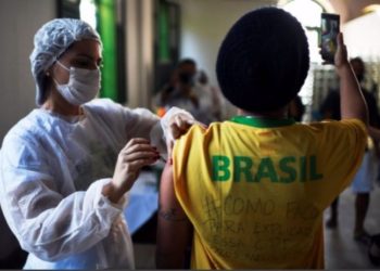 Omicron varyantı Brezilya'da da tespit edildi