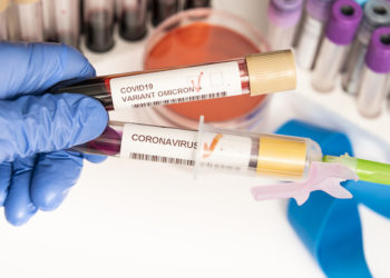 Omicron varyantı Finlandiya'ya sıçradı