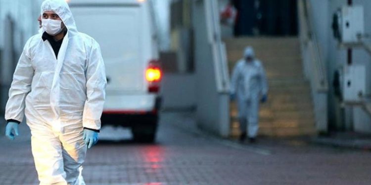 Osman Müftüoğlu: Omikron belirsizliği, Covid-19 gidici mi, kalıcı mı?