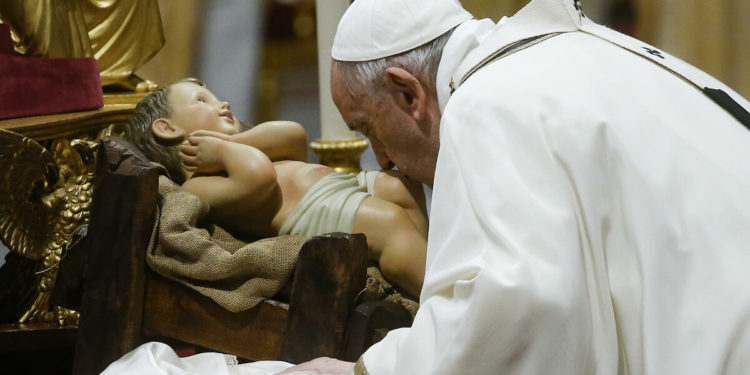 Papa’ya göre mutlu evliliğin şifresi sözcükler: Lütfen, teşekkürler ve üzgünüm