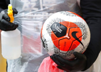 Premier Lig'de bir maç daha Koronavirüs nedeniyle ertelendi