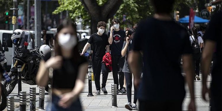 Prof. Dr. Mert: Omicron çocukları daha fazla etkileyebilir