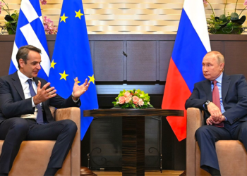 Putin: Ukrayna NATO'ya girerse bizim için tehdit oluşturan silah sevkiyatları başlar