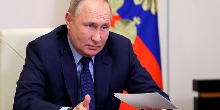 Putin'den Rusya Merkez Bankası'na faiz ayarı: Artış yapılmazsa Türkiye gibi oluruz