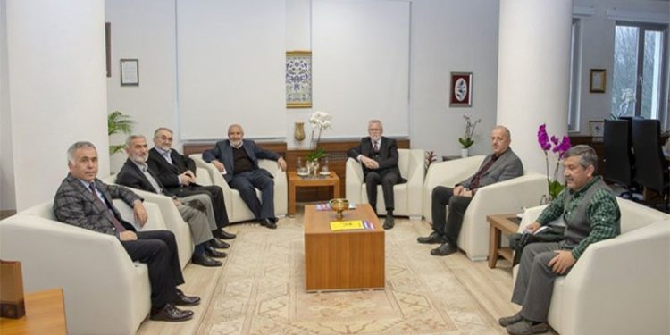Rektör, Ensar Vakfı ve Ülkü Ocakları’yla 'ortak projeler' hakkında görüştü