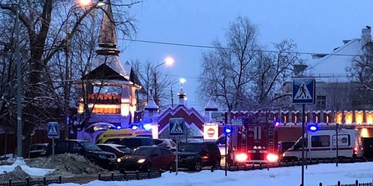 Rusya'da bir genç, Ortodoks okulunun önünde kendini patlattı: En az iki yaralı