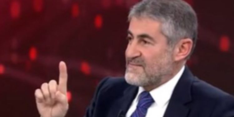 Saadet Partisi'nden Nebati videosu: Göz var, izan var; ışıltı yok!