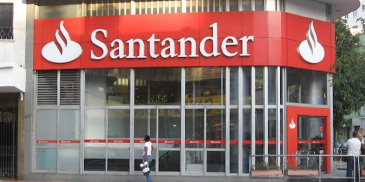 Santander Bankası, müşterilerine 130 milyon sterlin dağıttı