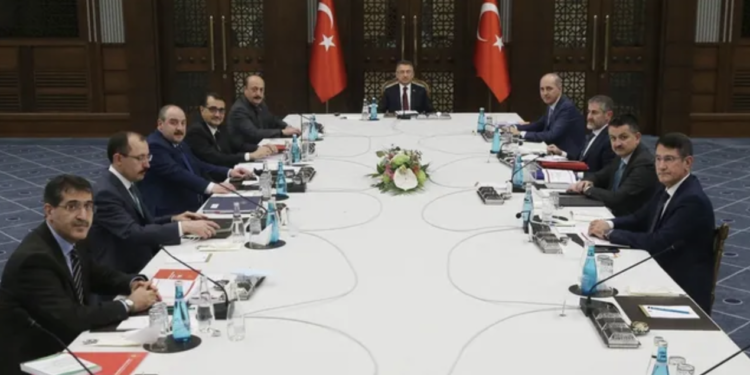 Saray’da Erdoğan’sız ekonomi toplantısı