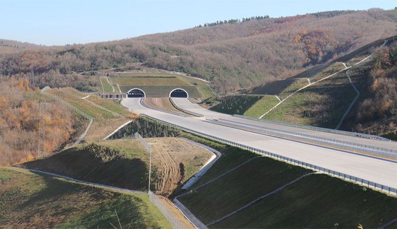 Sayıştay: Trafiğe açılmayan yola ‘154 gün boyunca 30 milyon araçlık geçiş garantisi’ ödendi