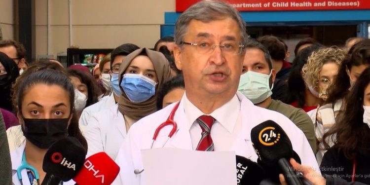 Sağlıkta şiddet sürüyor: Cerrahpaşa'da salık çalışanlarına bir gecede 4 saldırı