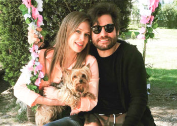 Seksenler dizisinin yıldızlarına saldırı: Hamileyim dedim durmadılar