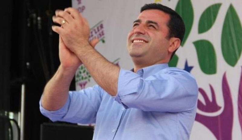 Selahattin Demirtaş yazdı: Aynı düğünün halayına durmak