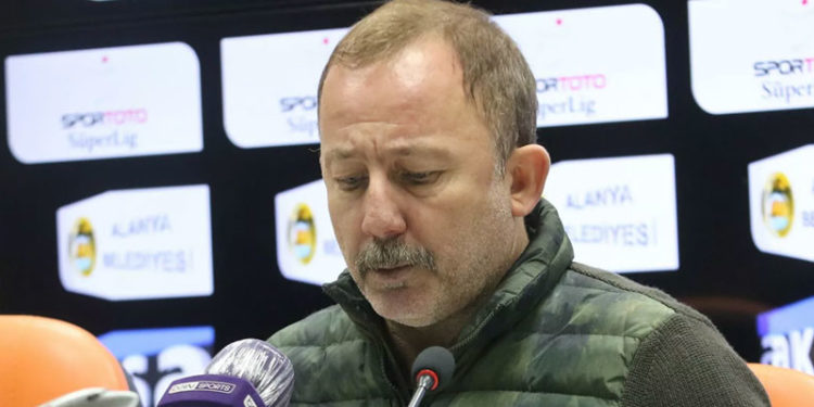 Sergen Yalçın'dan Fenerbahçe iddialarına yanıt