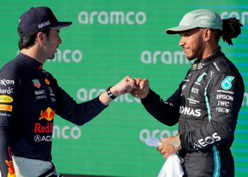 Sergio Perez, Hamilton'a karşı yaptığı unutulmaz savunmayı anlattı: Çok da yapmak isteyeceğiniz bir şey değil