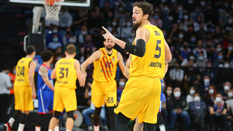 Sertaç Şanlı'nın kariyer rekoru kırdığı gecede Anadolu Efes'in serisi sona erdi