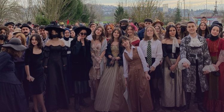 Sofuoğlu’ndan ‘roman kahramanları’ yorumu: Ahlaksız Madam Bovari, Türk düşmanı Dostoyevski…