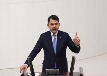Sorulara yanıt veremeyince HDP'ye saldıran Çevre Bakanı Kurum'a tepki: Biz sizin gibi atanmış değiliz