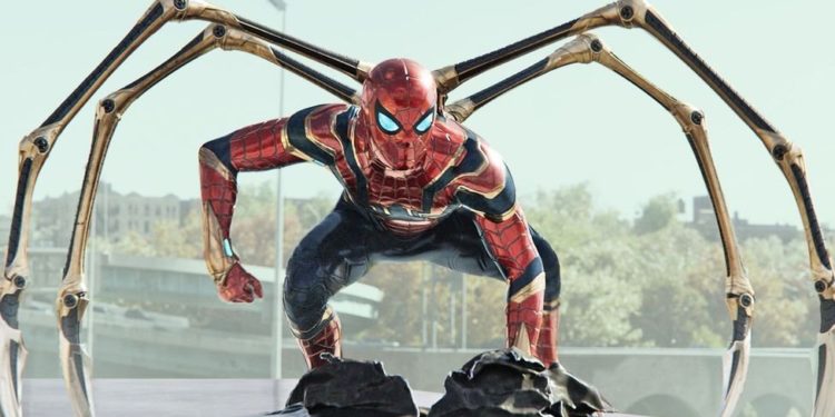 Spiderman: 'Eve Dönüş Yok', 1 milyar dolar hasılatı aşan ilk pandemi dönemi filmi oldu