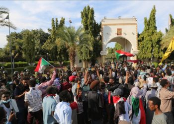 Sudan'da darbe karşıtı gösterilerde hayatını kaybedenlerin sayısı 46'ya çıktı