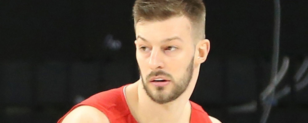 Türkiye'de de oynayan Sırp basketbolcu Jelovac, 32 yaşında hayatını kaybetti