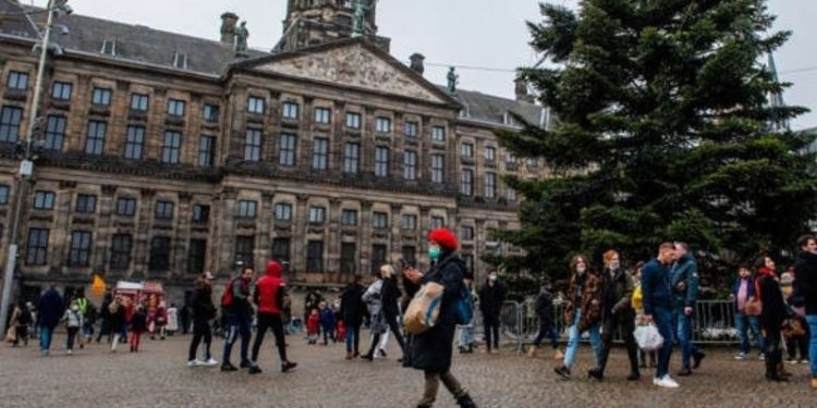 Tam kapanma yeniden Almanya'nın gündeminde