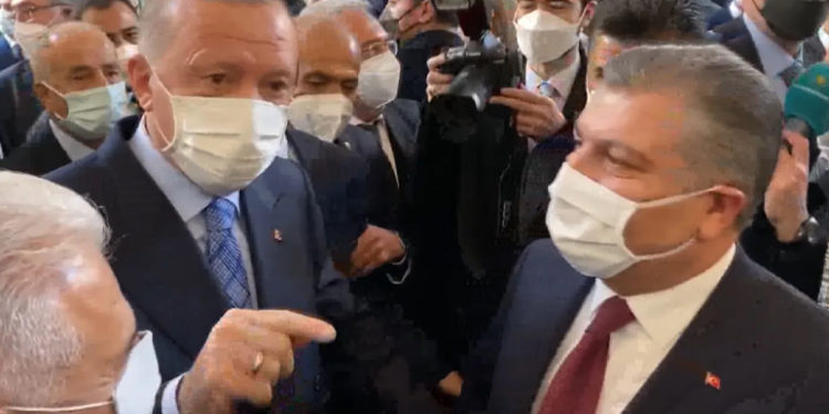 Tayyip Erdoğan: Para pul söylemedi mi? Koca: Efendim siz izin vermeden söyler miyim?