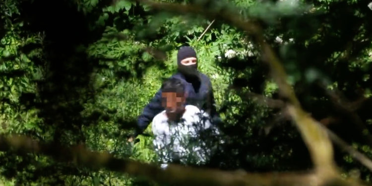 Telegraph: Yunanistan otoriter Erdoğan rejiminden kaçan Türkleri ‘geri itiyor’