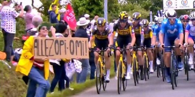 Tour de France'da zincirleme kazaya neden olan izleyiciye 1200 Euro para cezası verildi