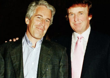 Trump'ın pedofili milyarder Jeffrey Epstein'in uçağıyla 7 kez seyahat ettiği ortaya çıktı