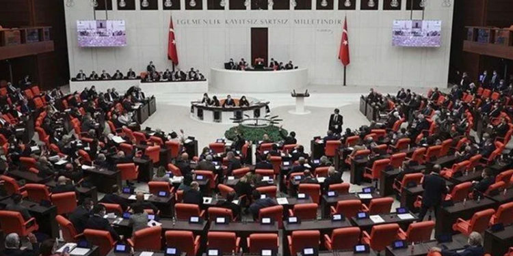 Türk Tabipleri Birliği: Sağlık Bakanlığı bütçesinin hedefi şirketlere, yandaşlara kaynak aktarmak değil, sağlıklı toplum olmalı