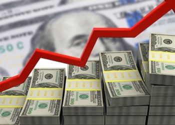 Türk lirası tarihinin en düşük seviyesinde: Dolar 14 lirayı geçti