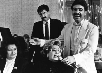 Türk sanat müziği sanatçısı Faruk Tınaz hayatını kaybetti