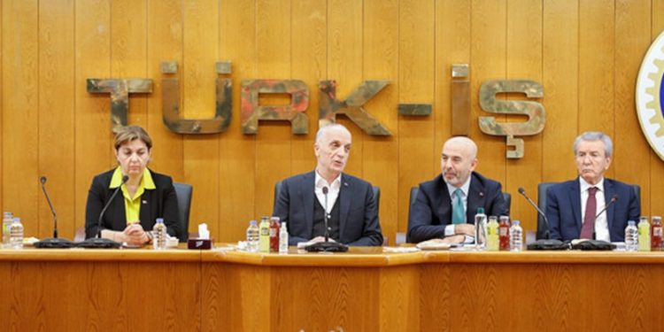 Türk-İş Başkanı Ergün Atalay: Beklentimiz altında bir rakam olursa katılmayacağız