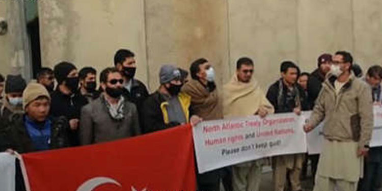 Türkiye için çalışan Afganlardan 'terk edildik' ve 'ödeme' protestosu