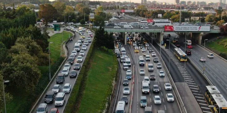 Türkiye Şoförler ve Otomobilciler Federasyonu’ndan taşıma ücretlerine zam talebi