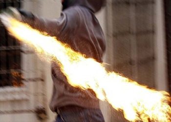 Türkiye'nin Varşova Büyükelçilik binasına saldırı