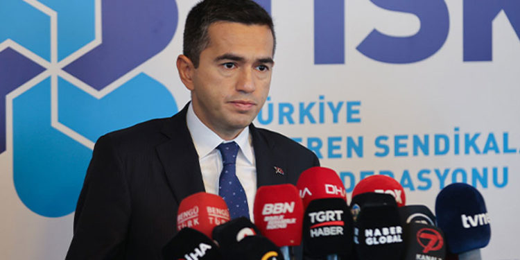 TİSK Başkanı'ndan asgari ücret açıklaması: 3 bin 500 TL'yi geçtik, daha fazlası için çalışıyoruz