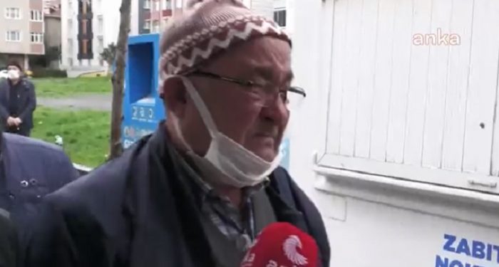 Ucuz ekmek kuyruğunda saatlerce bekleyen yaşlı adam ağlayarak isyan etti