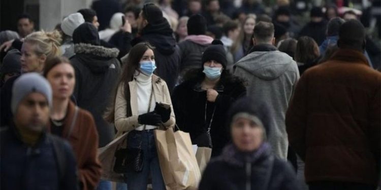 Uzmanlardan acil çağrı:  Omicron varyantı daha da yayılmadan derhal önlem alınmalı