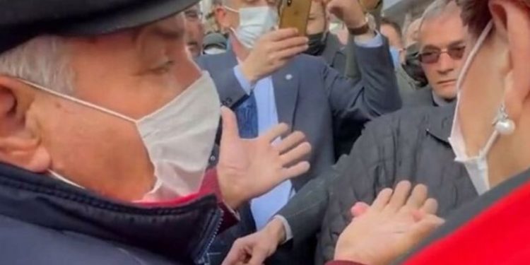 Uşaklı çiftçi Akşener'e yalvardı: Açız, kurtarın bizi