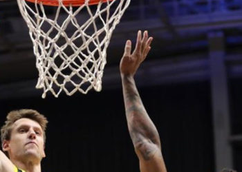 Vesely rekorunu kırdı, Fenerbahçe Beko kazandı